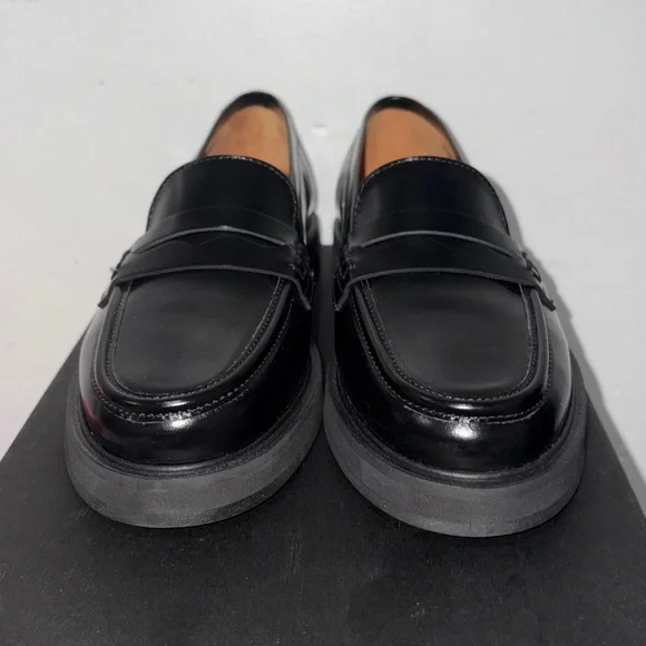Women’s Flattered Classic Black Loafers size 36 - Picture 2 of 7